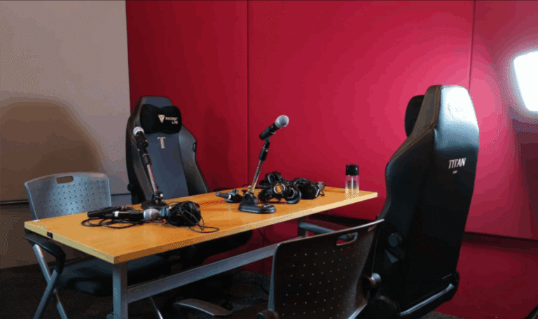 SCAPE LIVE! Studio studio photo